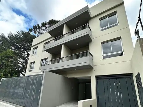 DEPARTAMENTO EN SEGUNDO PISO AL FRENTE A ESTRENAR VILLA BALLESTER!