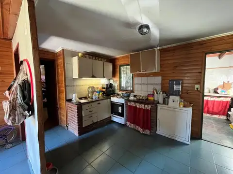 Casa 3 ambientes con 2 baños