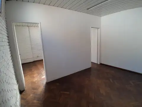 Oficina en Alquiler en Florida Mitre/Este, $ 590.000