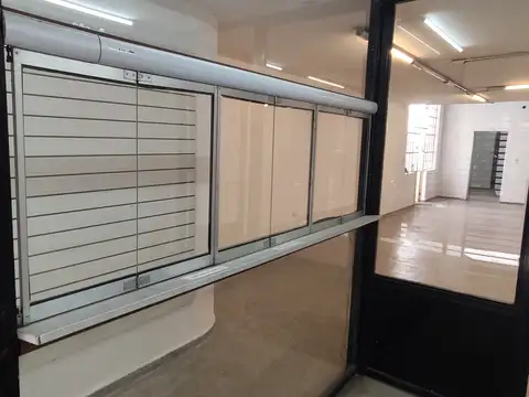 Rioja 900, Piso PB
