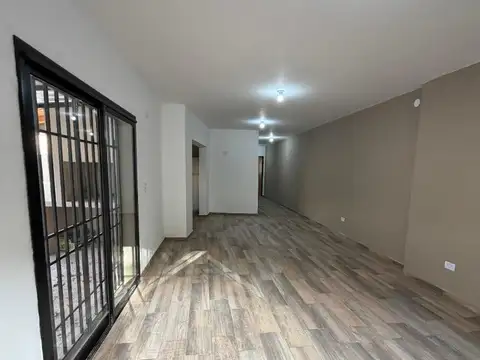 OPORTUNIDAD! CASA EN VENTA EN LA CALERA!