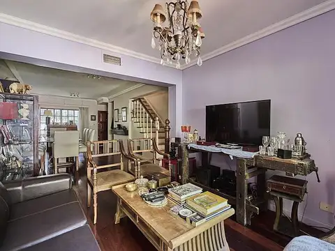 Casa en 2 plantas piscina cochera en Belgrano
