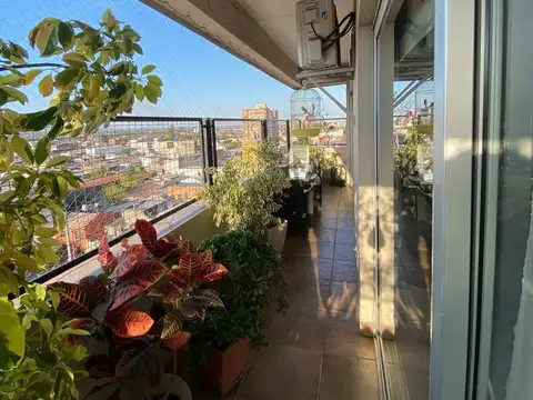 Departamento en Venta en Plazoleta Mitre, USD 215.000