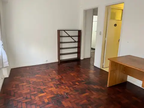 Av Maipu 3103 , Piso 2