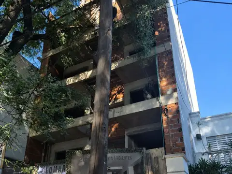 DEPTO 3 AMB BALCON Y PARILLA CIUDAD JARDIN PALOMAR