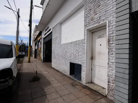 VENTA EN BLOQUE – DEPARTAMENTO / TALLER + GALPON