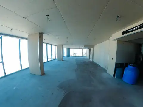 Oficina en Venta con 5 cocheras