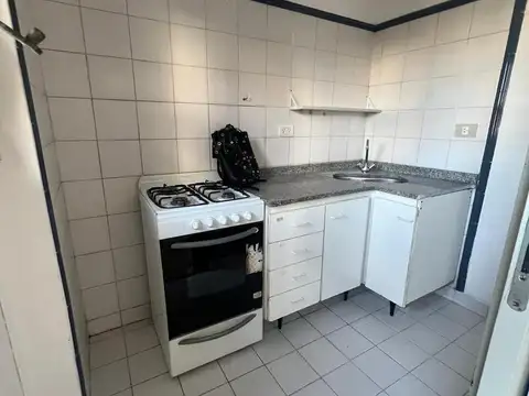 Departamento en Alquiler con 1 cocheras