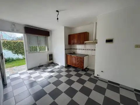 alquiler  de departamentito de dos ambiente  muñiz