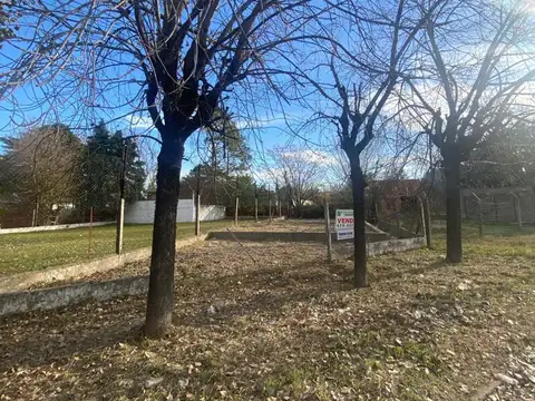 Calle  Lago Puelo a 70 metros Av. Jorge Newbery al  7600