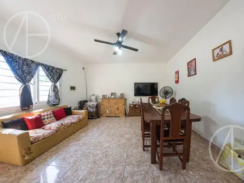 Casa en Venta en Garin, USD 85.000