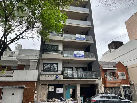 Oficina en Venta con 1 cochera