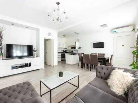 Depto Tipo Casa 3 ambientes con 2 baños