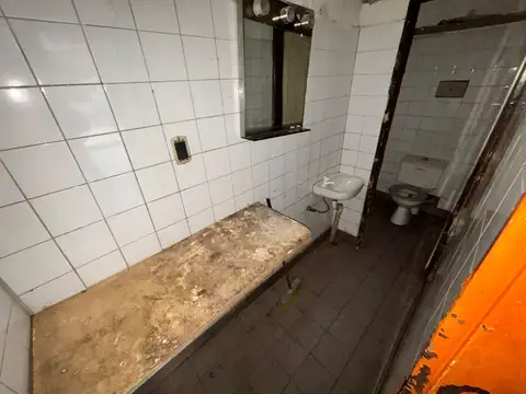 LOCAL COMERCIAL EXCELENTE UBICACION