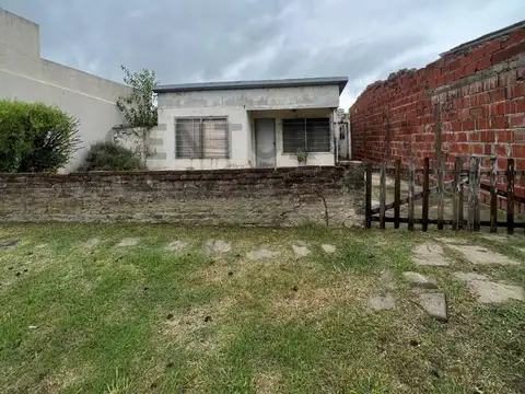 Casa en Venta en Manuel B Gonnet, USD 55.000