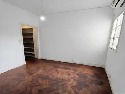 Departamento en Alquiler en Microcentro, $ 680.000