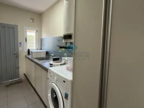   VENTA | CASA 3 DORMITORIOS | COLONIA CAROYA