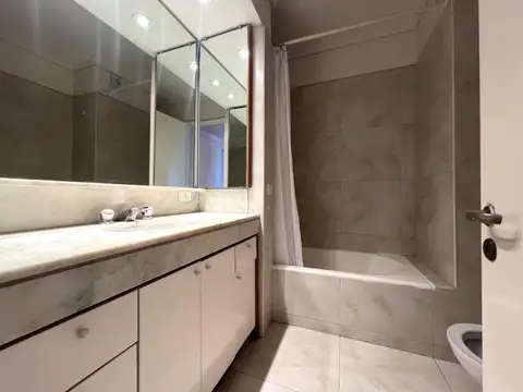 Departamento 5 ambientes con 4 baños