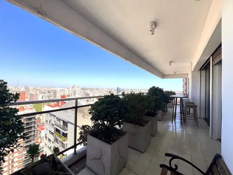 Departamento en Venta de 4 dormitorios