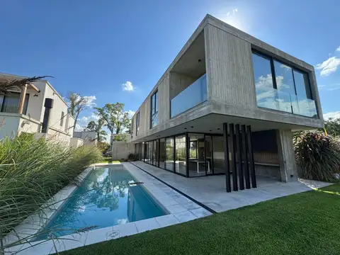 Casa en Venta 4 amb Bella Vista - Barrio Cerrado La Candelaria