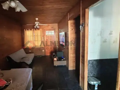Casa 5 ambientes con 2 baños