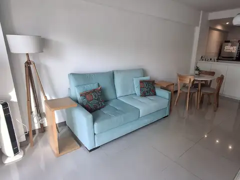 Departamento en Venta en Parque Chacabuco, USD 132.000