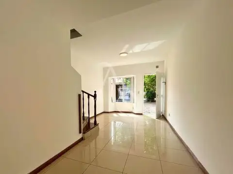 Casa en Alquiler de 3 dormitorios