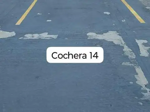 Cochera en PB c/ baulera, expensas bajas - Palermo