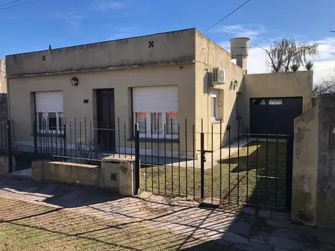 Casa - Venta - Argentina, Lobos - Zapiola 200