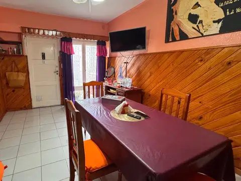 Depto Tipo Casa en Venta de 3 ambientes