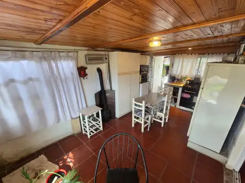Casa 3 ambientes con 1 baño
