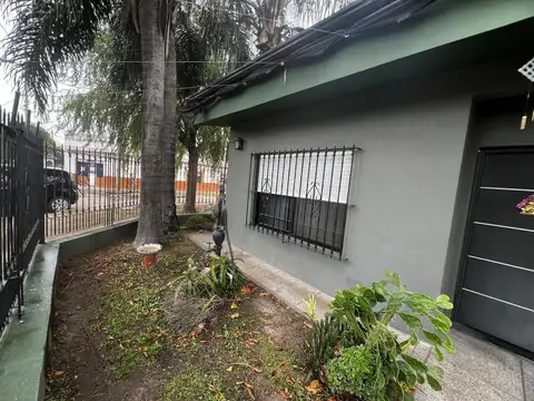 Casa en Venta con 4 cocheras