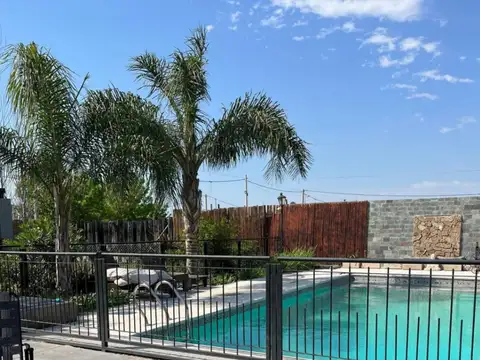 Casa en Alquiler al Este