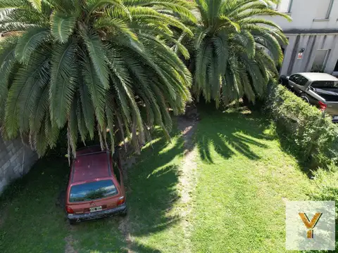 Terreno en Venta - Casa a refaccionar 100mts2 - 544mts - City Bell