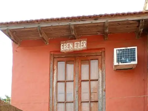 Casa 4 ambientes con 1 baño