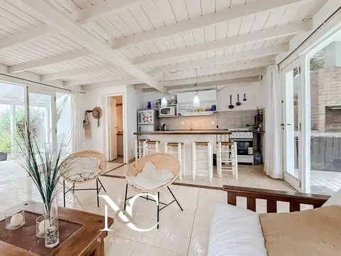 Casa 3 ambientes con 1 baño