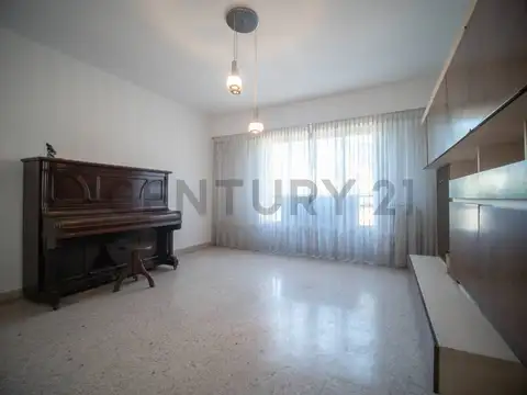 Departamento 2 dormis + estudio + cochera