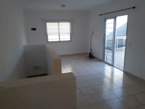 Departamento en Alquiler en Bella Vista, $ 950.000