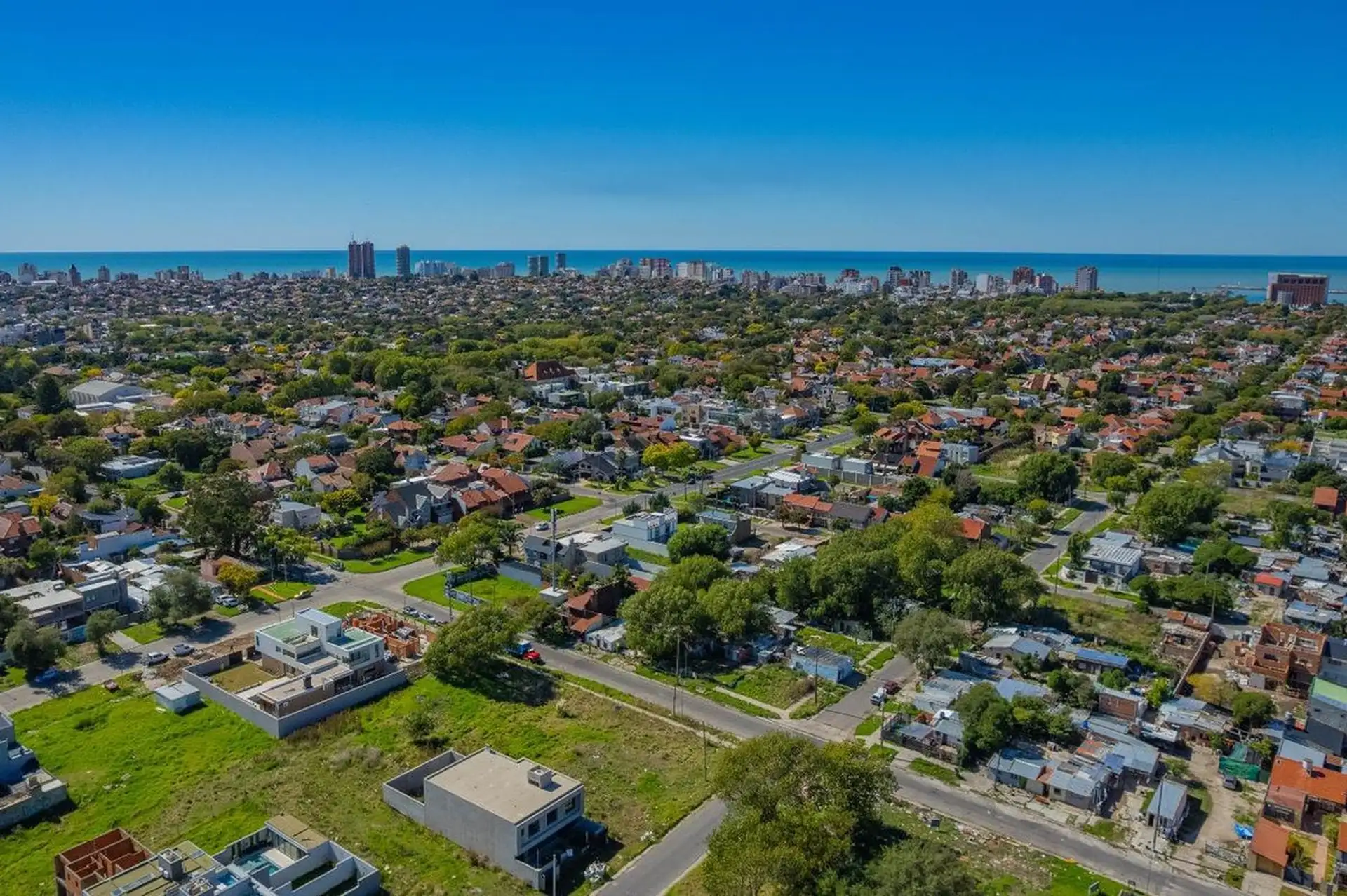 VENTA LOTE EN ESQUINA – SAN CARLOS – 520m²