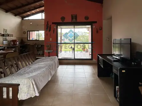 Casa en Venta en Colonia Caroya, USD 118.000