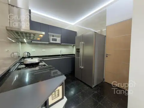 Depto Tipo Casa 4 ambientes con 2 baños