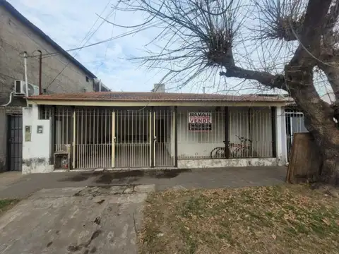 Blas Parera 1600 , Piso 0