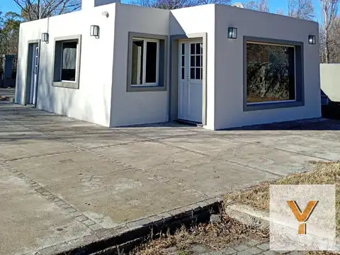 Casa en Venta - 2 Dormitorios 2 Baños - 2400mts - Rawson