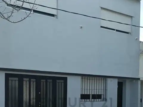 133 700, Piso 0