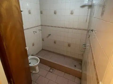 Depto Tipo Casa 17 ambientes con 7 baños