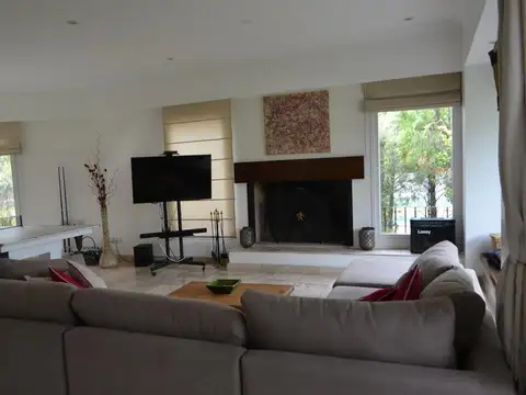 Casa en Alquiler en Countries y Barrios Cerrados en Moreno, USD 30.000