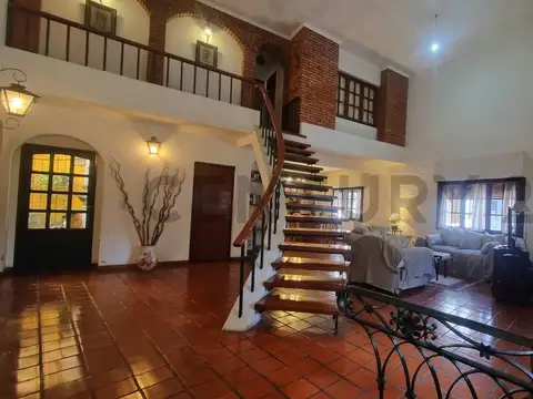 Venta casa en Caballito 5 ambientes