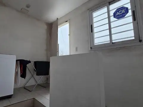 Casa en Alquiler con 2 cocheras