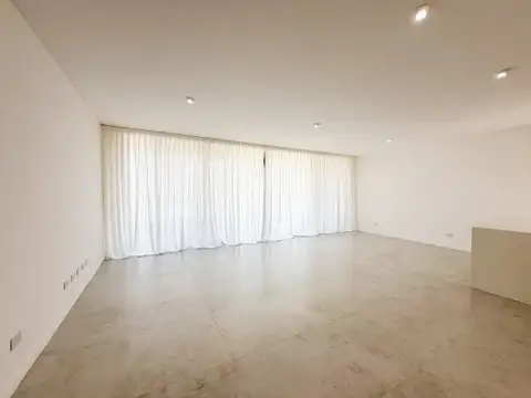 Departamento en Alquiler de 3 dormitorios