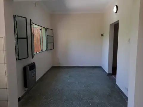 NUEVO PRECIO - FINANCIACION DIRECTA - Depto en PH de 3 Amb C/ Parque y Ent de Auto